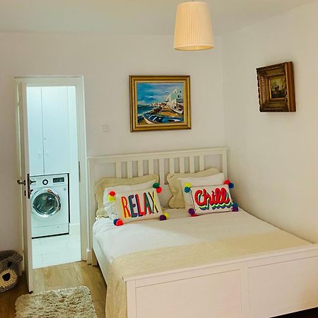 River View - Old City Apartment 부쿠레슈티 외부 사진