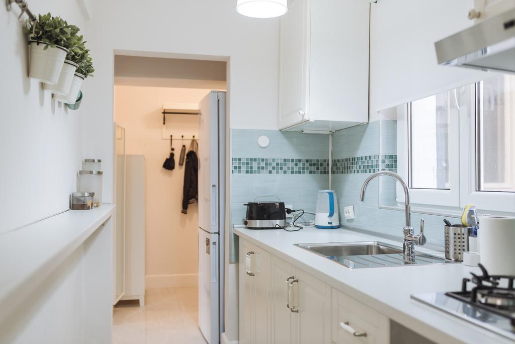 River View - Old City Apartment 부쿠레슈티 외부 사진