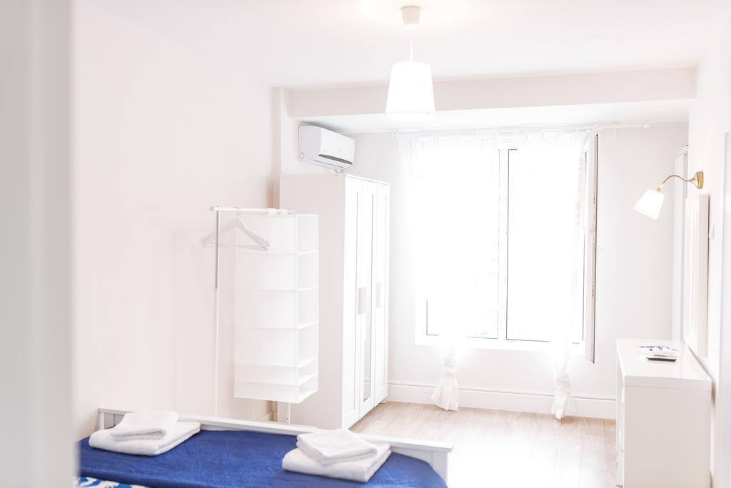 River View - Old City Apartment 부쿠레슈티 외부 사진