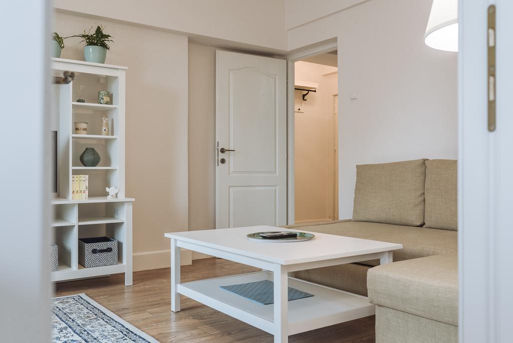 River View - Old City Apartment 부쿠레슈티 외부 사진