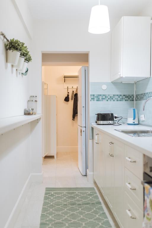River View - Old City Apartment 부쿠레슈티 외부 사진
