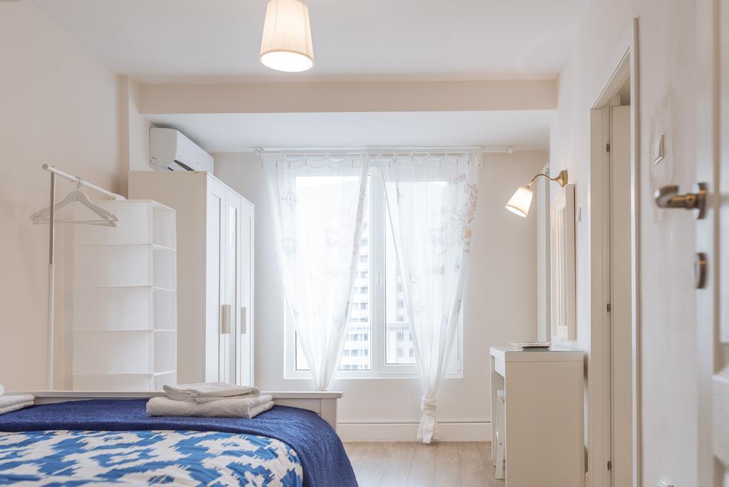 River View - Old City Apartment 부쿠레슈티 외부 사진